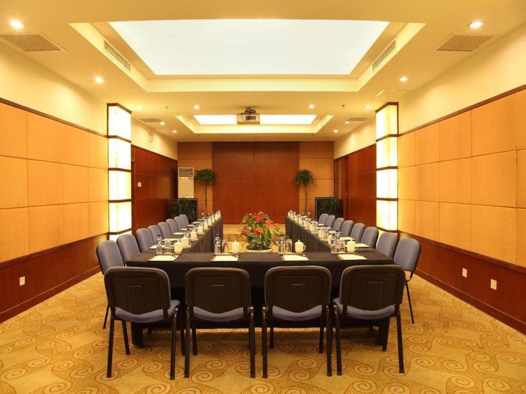 Beijing Hepingli Hotel Экстерьер фото