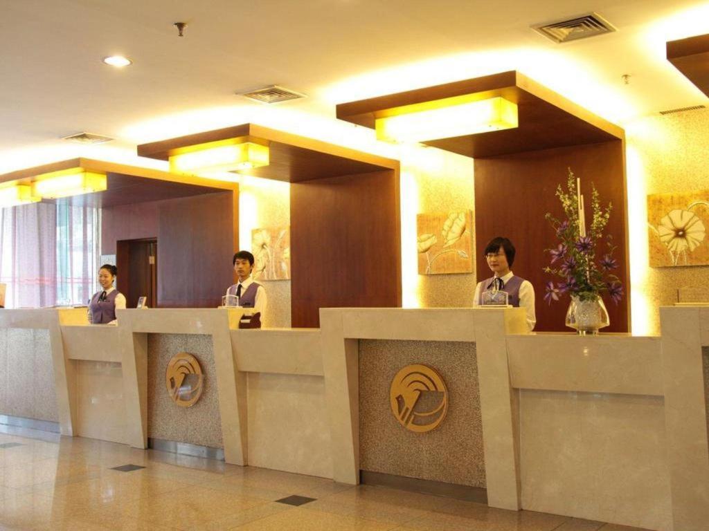 Beijing Hepingli Hotel Экстерьер фото