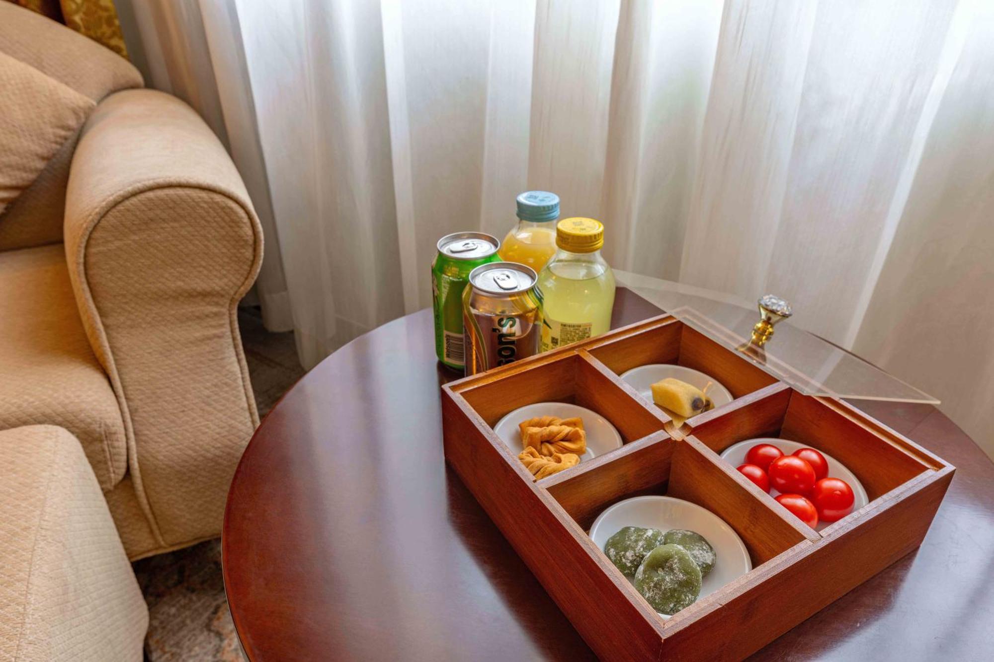 Beijing Hepingli Hotel Экстерьер фото